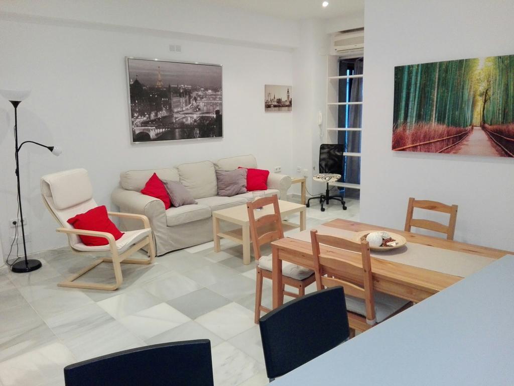 Centrico Con Patio Privado * Sevilha